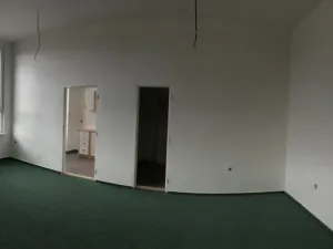 Pronájem kanceláře, Chvalkovice, 318 m2