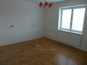 Pronájem bytu 2+1, Nový Bor, 90 m2