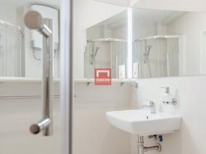 Pronájem bytu 1+kk, Nezvalova, 21 m2