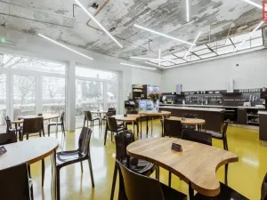 Pronájem bytu 1+kk, Nezvalova, 21 m2