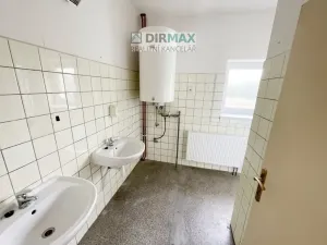 Prodej výrobních prostor, Klatovy - Luby, 3000 m2