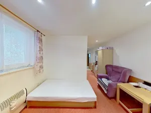 Prodej kanceláře, Karlovy Vary, Okružní, 556 m2