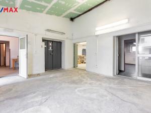 Prodej kanceláře, Chodov, Poděbradova, 1000 m2