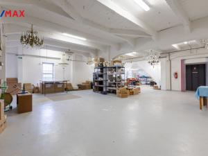Prodej kanceláře, Chodov, Poděbradova, 1000 m2