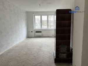 Prodej bytu 2+1, Sokolov, U Divadla, 52 m2