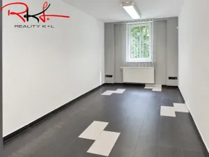 Pronájem kanceláře, Martiněves, 32 m2