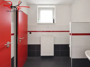 Pronájem kanceláře, Martiněves, 32 m2