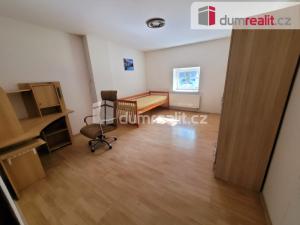 Pronájem bytu 1+kk, Praha - Hostavice, Pilská, 17 m2