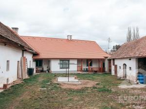 Prodej rodinného domu, Litochovice, 800 m2