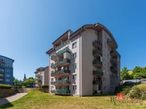 Prodej bytu 3+1, Liberec - Liberec VI-Rochlice, Nádvorní, 72 m2