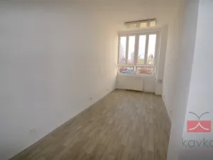 Pronájem výrobních prostor, Pelhřimov, Pražská, 665 m2