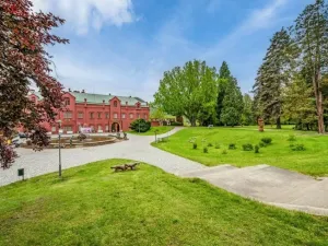 Prodej komerční nemovitosti, Klášterec nad Ohří, Chomutovská, 1350 m2