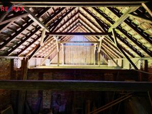 Prodej rodinného domu, Nezabudice, 410 m2