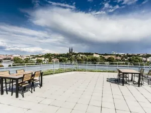 Pronájem kanceláře, Praha - Hlubočepy, Nádražní, 239 m2