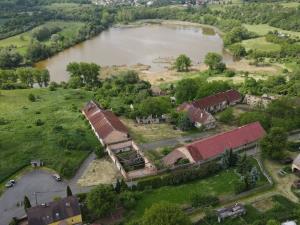 Prodej komerční nemovitosti, Rtyně nad Bílinou - Malhostice, 10712 m2