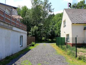Prodej pozemku pro bydlení, Karlovy Vary - Stará Role, Rolavská, 862 m2