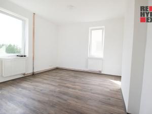 Pronájem bytu 1+kk, Mimoň - Mimoň V, Nádražní, 27 m2
