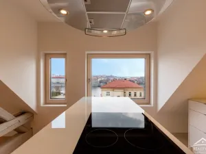 Prodej bytu 4+kk, Praha - Smíchov, Na Valentince, 156 m2
