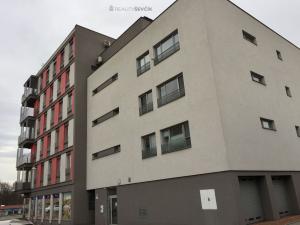 Prodej bytu 4+kk, České Budějovice - České Budějovice 2, Studentská, 93 m2