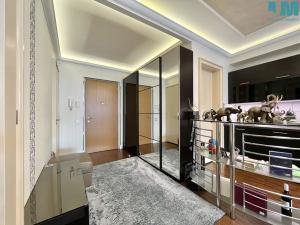 Prodej bytu 2+kk, Praha - Karlín, Rohanské nábřeží, 78 m2