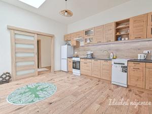 Pronájem bytu 3+kk, Brno - Bystrc, Na zeliskách, 122 m2