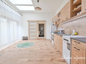 Pronájem bytu 3+kk, Brno - Bystrc, Na zeliskách, 122 m2