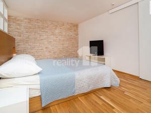 Pronájem bytu 2+kk, Praha - Nové Město, Senovážné náměstí, 104 m2