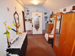 Prodej bytu 2+1, Mikulovice, 145 m2