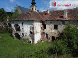 Prodej historického objektu, Omlenice - Omlenička, 2000 m2