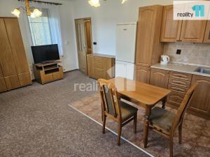 Pronájem bytu 1+kk, Jesenice, Mezi Domy, 36 m2