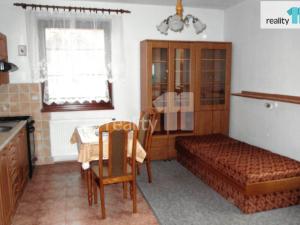 Pronájem bytu 1+kk, Jesenice, Mezi Domy, 36 m2