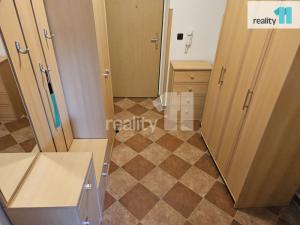 Pronájem bytu 1+kk, Jesenice, Mezi Domy, 36 m2