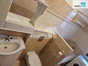 Pronájem bytu 1+kk, Jesenice, Mezi Domy, 36 m2
