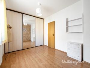 Pronájem rodinného domu, Praha - Hostavice, Novozámecká, 155 m2