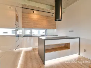 Pronájem bytu 4+kk, Olomouc - Hodolany, Mačákova, 118 m2