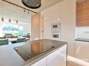 Pronájem bytu 4+kk, Olomouc - Hodolany, Mačákova, 118 m2