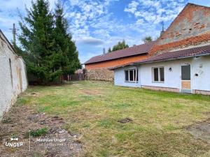 Prodej pozemku pro bydlení, Břežany I, 410 m2