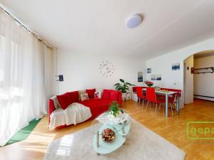 Prodej bytu 3+1, Praha - Zbraslav, Za Opusem, 82 m2
