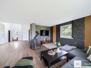 Prodej rodinného domu, Ujkovice, 193 m2