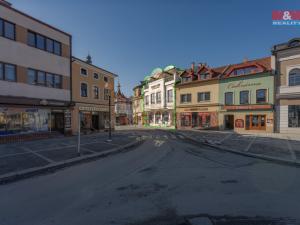 Prodej obchodního prostoru, Rožnov pod Radhoštěm, Masarykovo náměstí, 670 m2