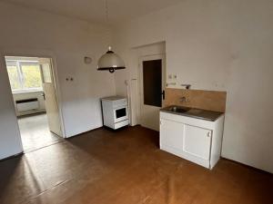 Prodej bytu 1+1, Povrly, Školní, 38 m2