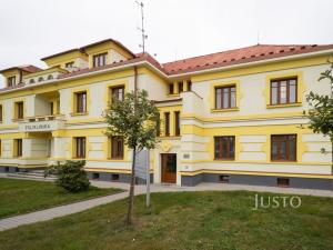 Pronájem komerční nemovitosti, Třeboň - Třeboň II, Klofáčova, 37 m2