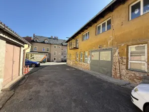 Prodej výrobních prostor, Karlovy Vary - Dvory, Chebská, 360 m2