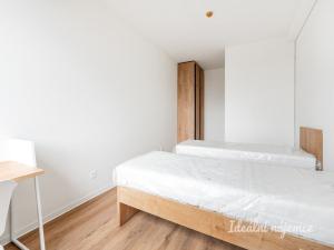 Pronájem bytu 2+kk, Praha - Veleslavín, Na Větrníku, 55 m2