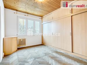 Prodej bytu 3+1, Karlovy Vary, Krymská, 67 m2