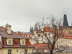 Pronájem bytu 3+1, Praha - Malá Strana, Hroznová, 73 m2