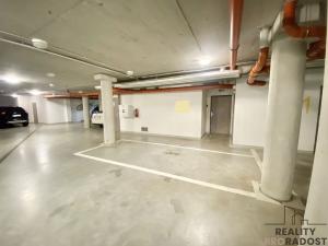 Pronájem garážového stání, Olomouc, Jarmily Glazarové, 12 m2