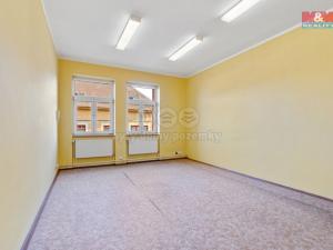 Prodej obchodního prostoru, Trmice, Fügnerova, 849 m2