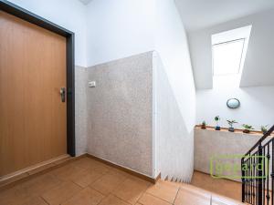 Pronájem bytu 2+kk, Čelákovice, Sedláčkova, 42 m2