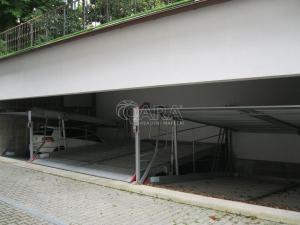 Pronájem garážového stání, Praha - Vinohrady, Voroněžská, 15 m2